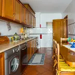 Elegant Sea View Apartmán *
