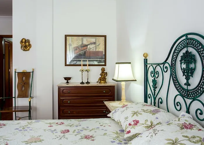 شقة Elegant Sea View نازاريه